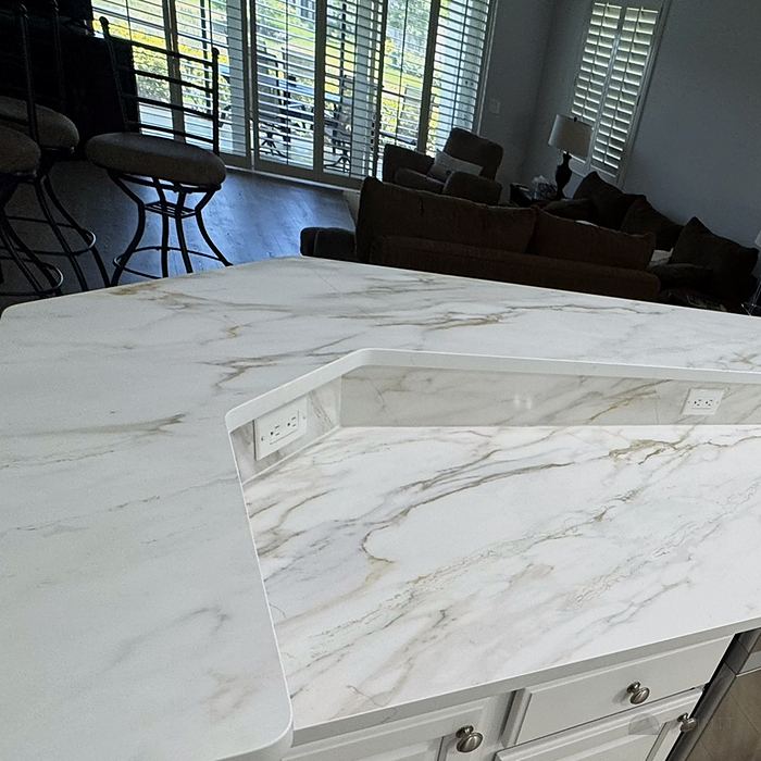 Calacatta counter with a curved edge detail